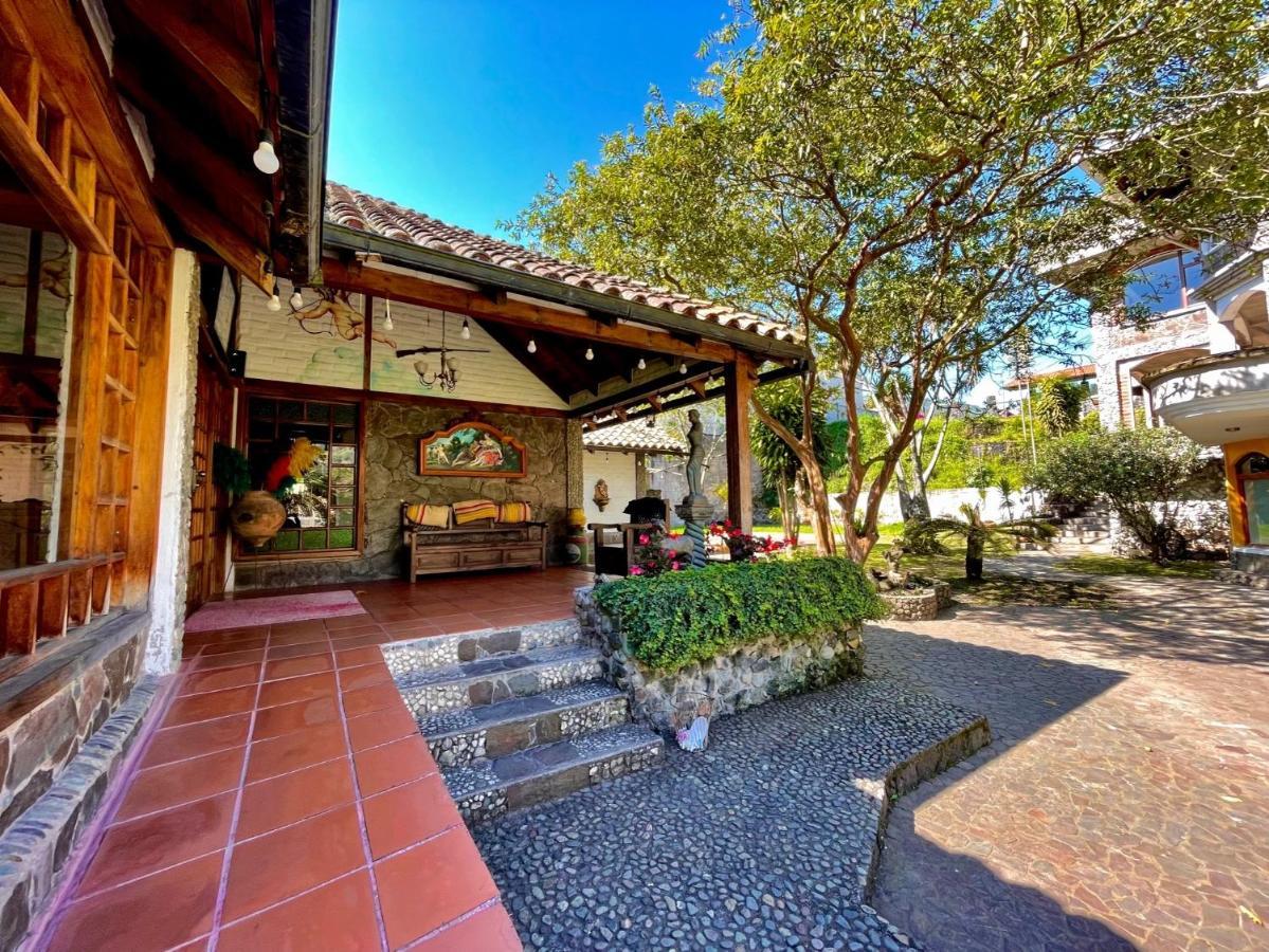 مبيت وإفطار بانيوس La Quinta Mansion المظهر الخارجي الصورة